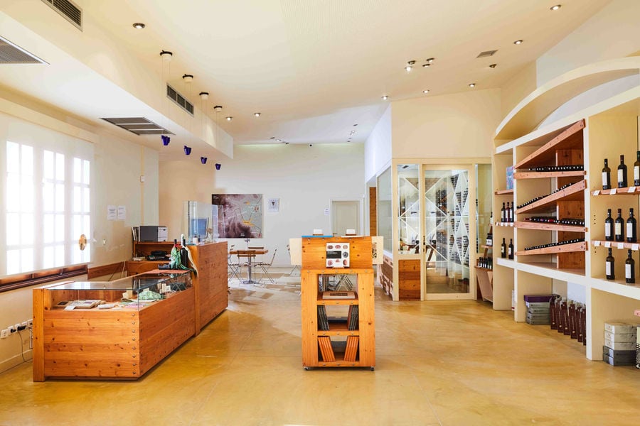 IMG_9103_Xatzimixalis (2).jpg